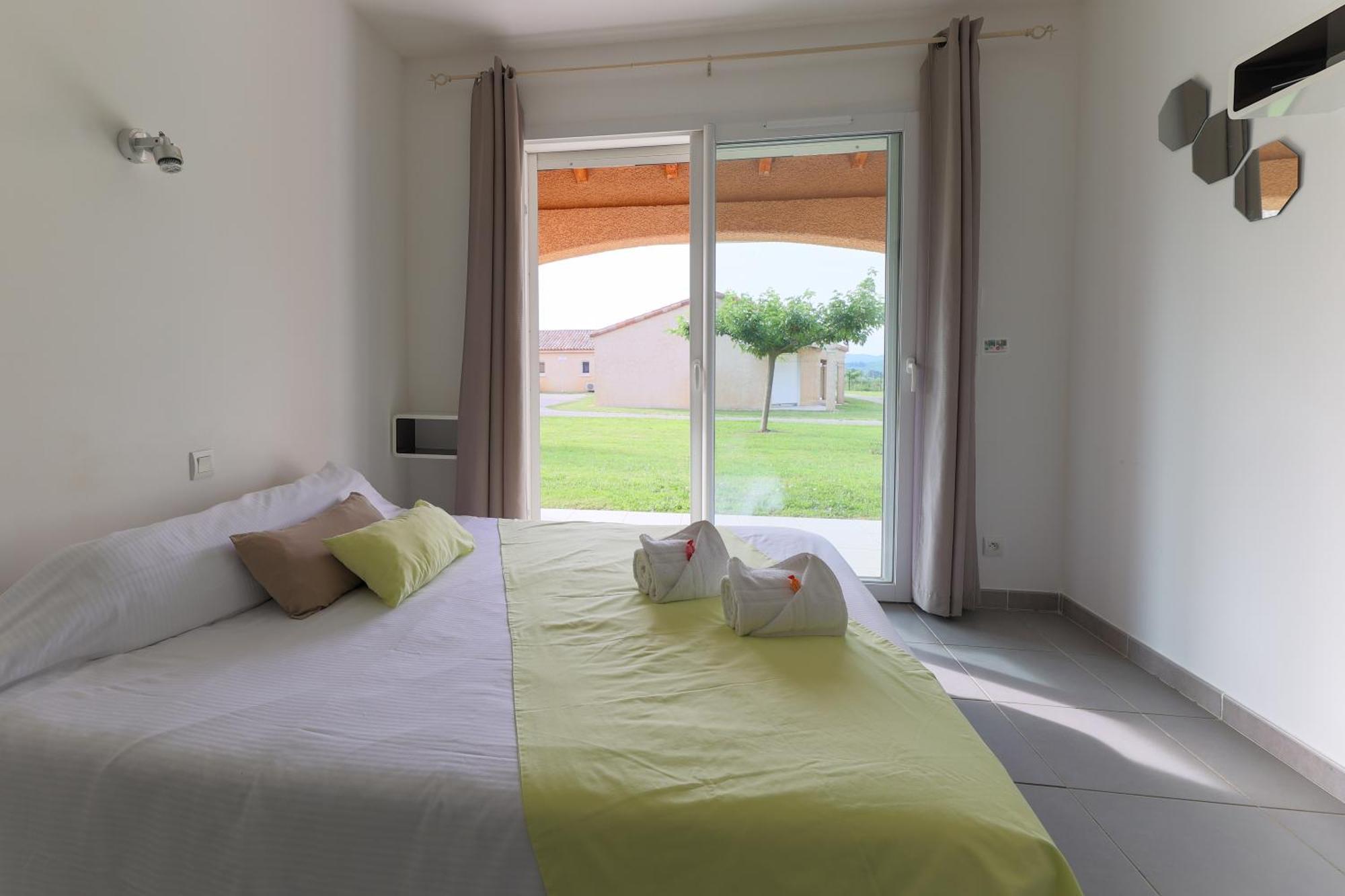 Park & Suites Village Gorges De L'Herault-Cevennes Brissac 외부 사진
