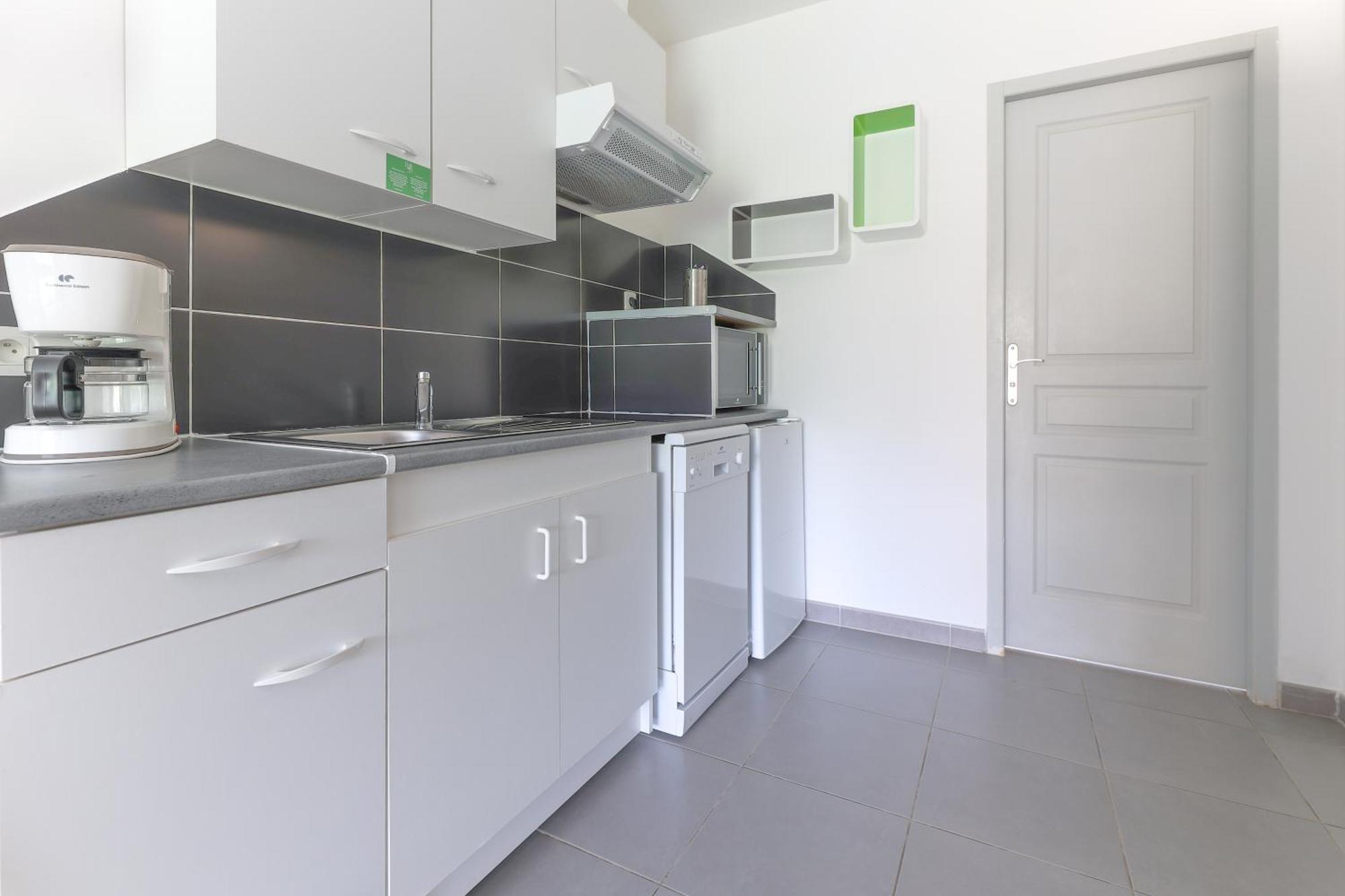 Park & Suites Village Gorges De L'Herault-Cevennes Brissac 외부 사진