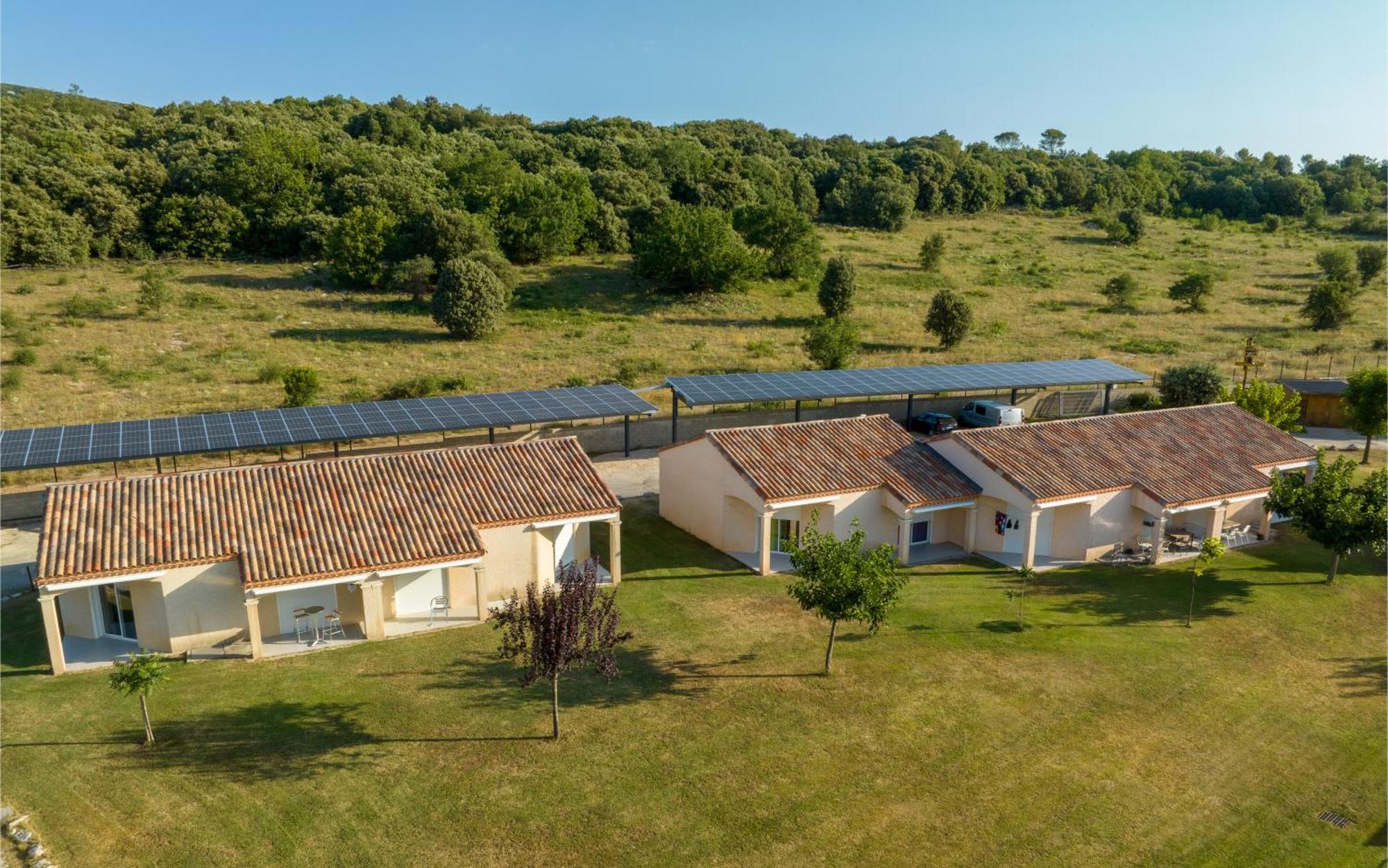Park & Suites Village Gorges De L'Herault-Cevennes Brissac 외부 사진