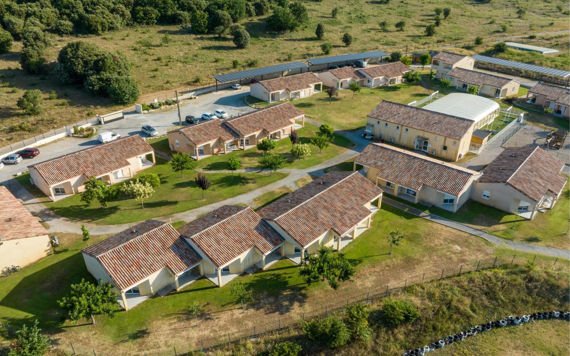 Park & Suites Village Gorges De L'Herault-Cevennes Brissac 외부 사진